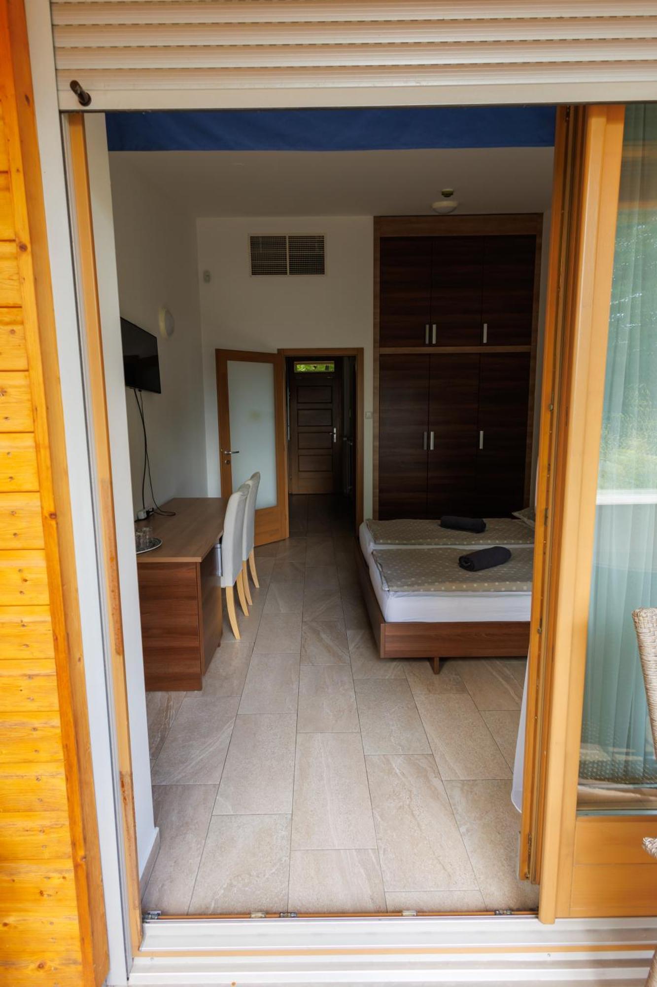 Jacht Apartmanok Balatonfured Bagian luar foto